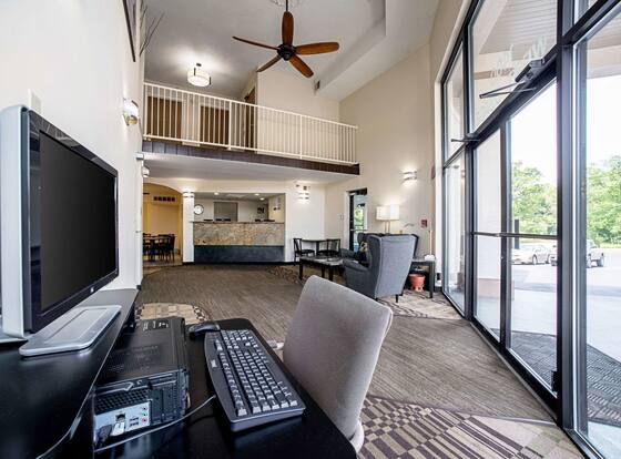 Quality Inn Near Six Flags St. Louis is a family friendly hotel in Pacific, Missouri (MO)