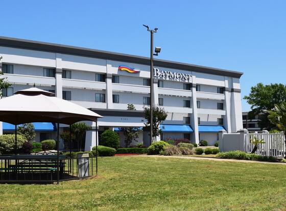Baymont by Wyndham Texarkana is a family friendly hotel in Texarkana, Arkansas (AR)