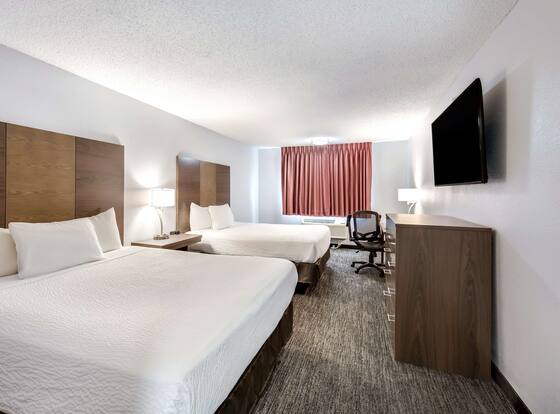 Red Lion Inn & Suites Grants Pass is a family friendly hotel in Grants Pass, Oregon (OR)