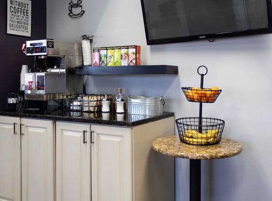 New Victorian Inn & Suites in Sioux City, IA is a family friendly hotel in Sioux City, Iowa (IA)