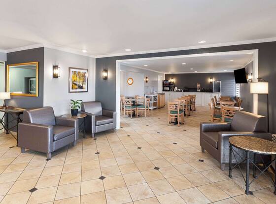 La Quinta Inn by Wyndham Cleveland Independence is a family friendly hotel in Independence, Ohio (OH)