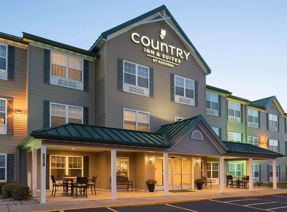 Country Inn & Suites by Radisson, Ankeny, IA is a family friendly hotel in Ankeny, Iowa (IA)