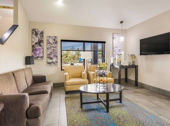 Sleep Inn Wytheville I-77 and I-81 is a family friendly hotel in Wytheville, Virginia (VA)