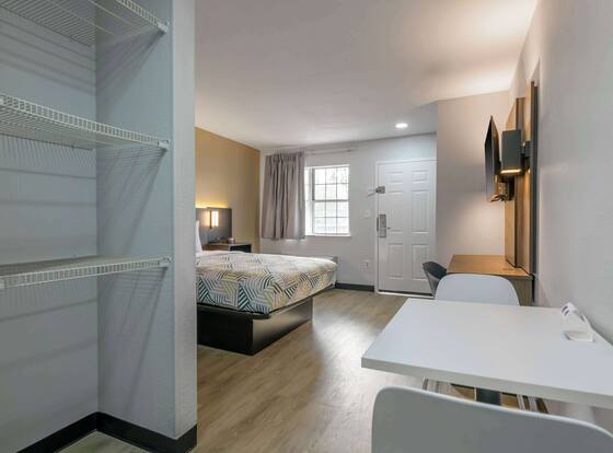 Studio 6 Columbus, GA – Columbus Airport is a family friendly hotel in Columbus, Georgia (GA)