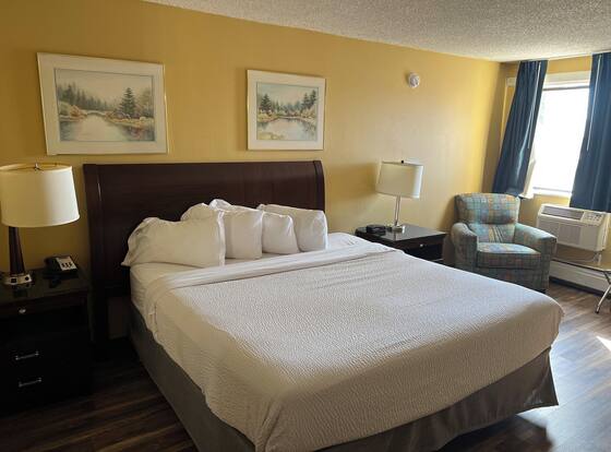 Studio Lodge Laramie is a family friendly hotel in Laramie, Wyoming (WY)