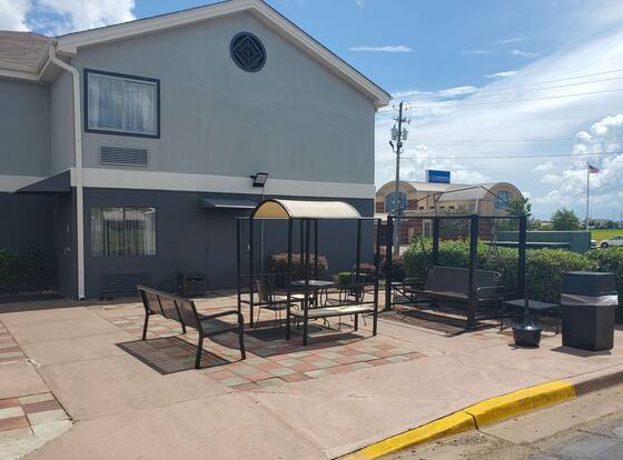 Quality Inn Prattville I-65 is a family friendly hotel in Prattville, Alabama (AL)