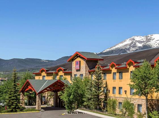 Comfort Suites Summit County is a family friendly hotel in Dillon, Colorado (CO)