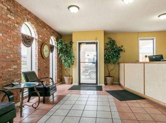 Econo Lodge Jonesboro is a family friendly hotel in Jonesboro, Arkansas (AR)
