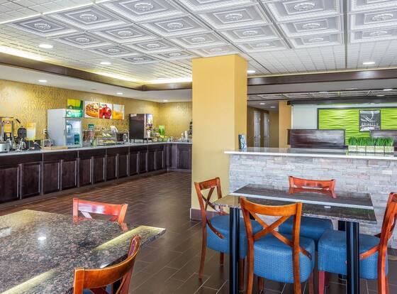 Quality Inn & Suites near Robins Air Force Base is a family friendly hotel in Warner Robins, Georgia (GA)