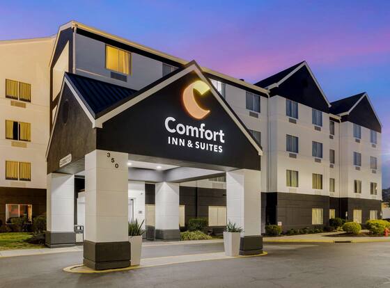 Comfort Inn & Suites Mt. Laurel-Philadelphia is a family friendly hotel in Ramblewood, New Jersey (NJ)