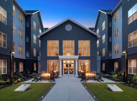 Homewood Suites by Hilton Hillsboro/Beaverton is a family friendly hotel in Beaverton, Oregon (OR)