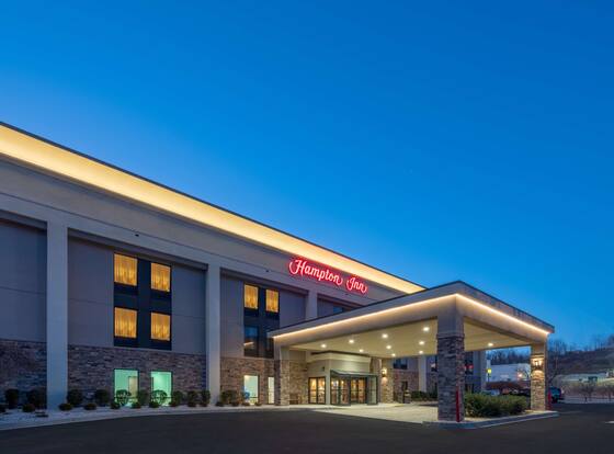 Hampton Inn Frostburg is a family friendly hotel in Frostburg, Maryland (MD)