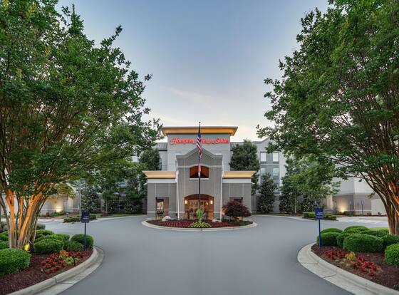 Hampton Inn & Suites Mooresville/Lake Norman is a family friendly hotel in Mooresville, North Carolina (NC)