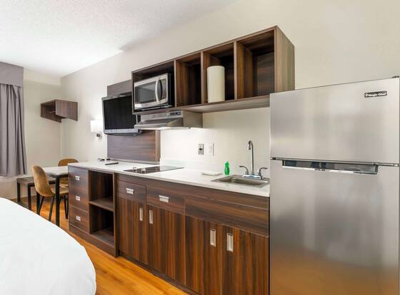 Suburban Studios LaVale-Cumberland is a family friendly hotel in Cumberland, Maryland (MD)