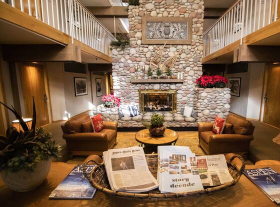 Aspen Mountain Lodge is a family friendly hotel in Aspen, Colorado (CO)
