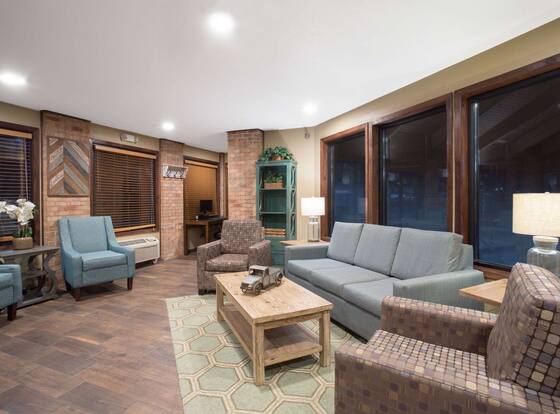 AmericInn by Wyndham Mount Pleasant is a family friendly hotel in Mount Pleasant, Iowa (IA)