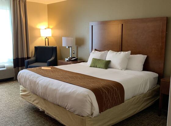 Comfort Inn Franklin Highway 96 is a family friendly hotel in Franklin, Tennessee (TN)