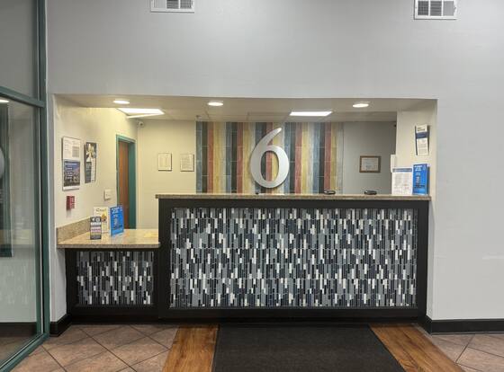 Motel 6 Savannah, GA- Gateway & I-95 is a family friendly hotel in Savannah, Georgia (GA)