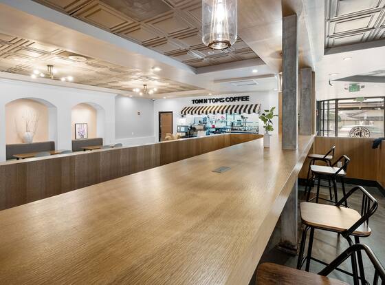 The Live Hotel is a family friendly hotel in Los Angeles, California (CA)
