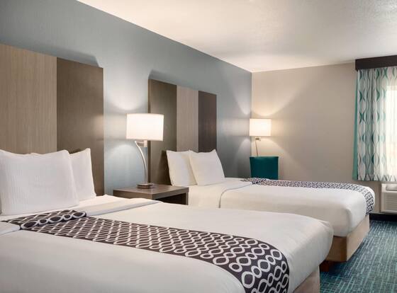 La Quinta Inn & Suites by Wyndham Peru Starved Rock St Park is a family friendly hotel in Peru, Illinois (IL)