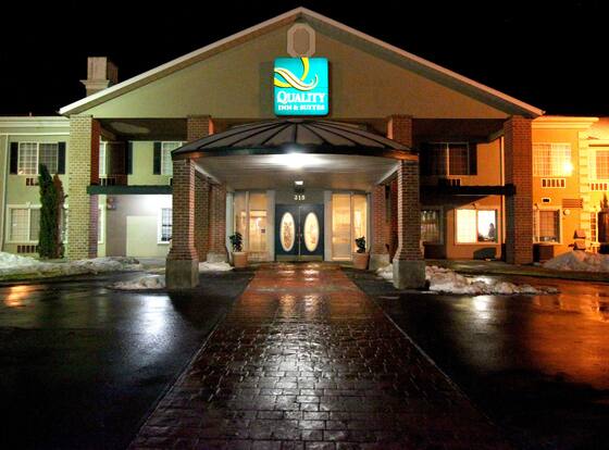 Quality Inn & Suites Airport West is a family friendly hotel in Salt Lake City, Utah (UT)