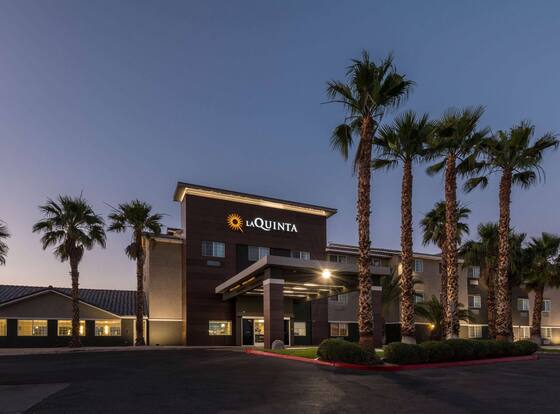 La Quinta Inn & Suites by Wyndham Las Vegas Nellis is a family friendly hotel in North Las Vegas, Nevada (NV)