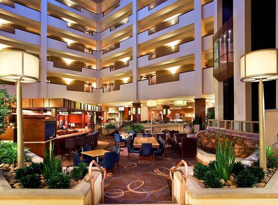 Sheraton Sioux Falls Hotel & Convention Center is a family friendly hotel in Sioux Falls, South Dakota (SD)