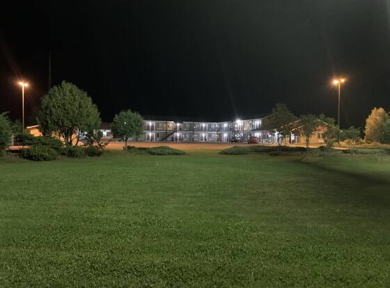 Pine River Inn is a family friendly hotel in Pine River, Minnesota (MN)