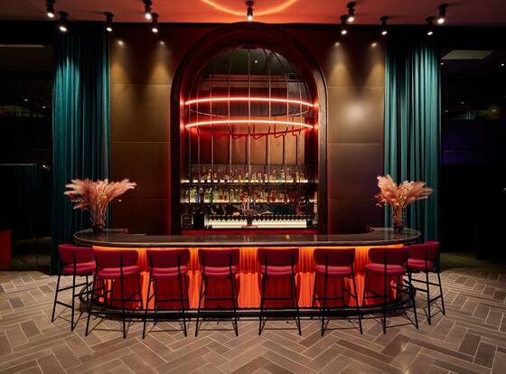 Paramount Times Square is a family friendly hotel in New York City (NYC), New York (NY)