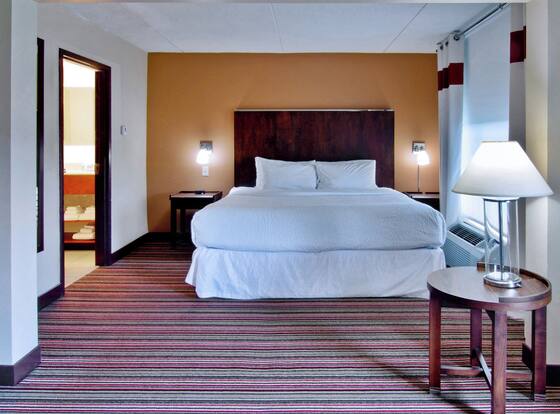 Four Points by Sheraton Nashville Airport is a family friendly hotel in Nashville, Tennessee (TN)