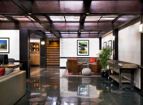 Four Points by Sheraton Richmond Airport is a family friendly hotel in Montrose, Virginia (VA)