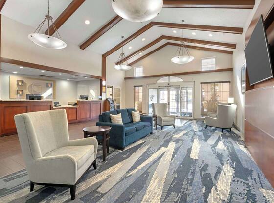 Comfort Suites Downtown is a family friendly hotel in Orlando, Florida (FL)