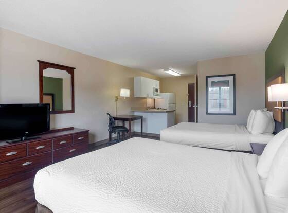 Extended Stay America Select Suites - Atlanta - Clairmont is a family friendly hotel in Brookhaven, Georgia (GA)