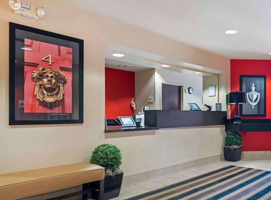 Extended Stay America Select Suites Chicago Hanover Park is a family friendly hotel in Hanover Park, Illinois (IL)