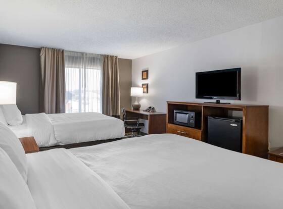 Comfort Inn Plainfield - Indianapolis Airport is a family friendly hotel in Plainfield, Indiana (IN)
