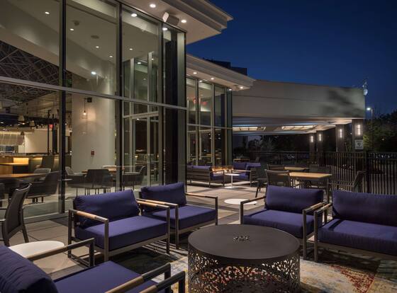 Hilton Boston/Woburn is a family friendly hotel in Woburn, Massachusetts (MA)