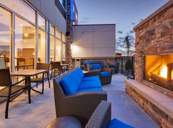 Holiday Inn Express And Suites Eau Claire West I-94 by IHG is a family friendly hotel in Eau Claire, Wisconsin (WI)
