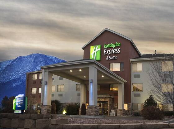 Holiday Inn Express & Suites Colorado Springs North by IHG is a family friendly hotel in Colorado Springs, Colorado (CO)