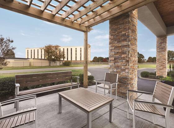 Country Inn & Suites by Radisson, Dunn, NC is a family friendly hotel in Dunn, North Carolina (NC)