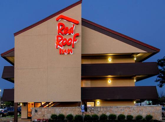 Red Roof Inn Toledo - University is a family friendly hotel in Toledo, Ohio (OH)