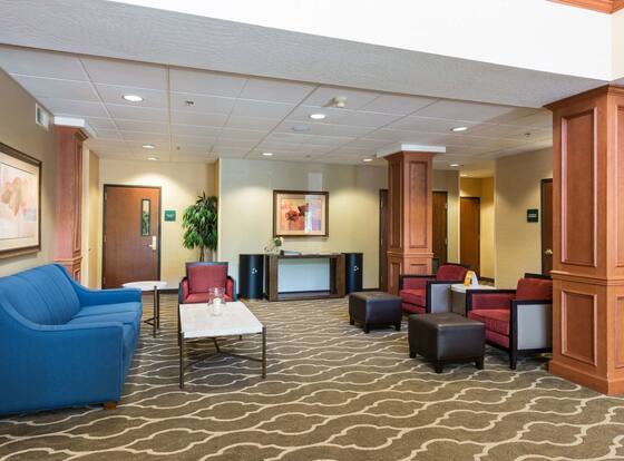 Comfort Suites Springfield-Eugene is a family friendly hotel in Springfield, Oregon (OR)