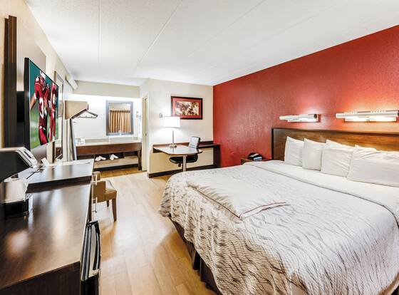 Red Roof Inn PLUS+ Washington DC - Alexandria  is a family friendly hotel in Rose Hill, Virginia (VA)