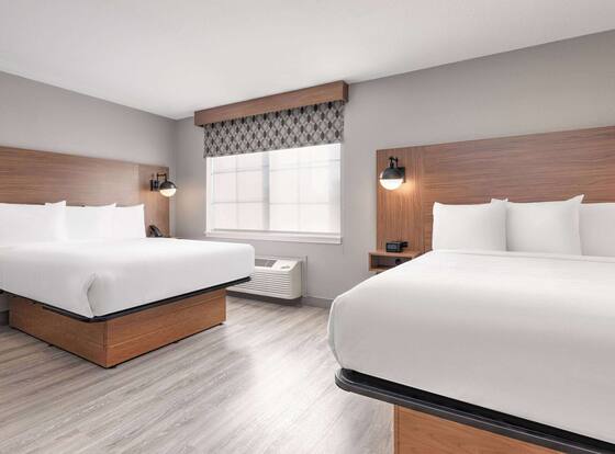 Hawthorn Extended Stay by Wyndham Bedford / Dallas is a family friendly hotel in Bedford, Texas (TX)