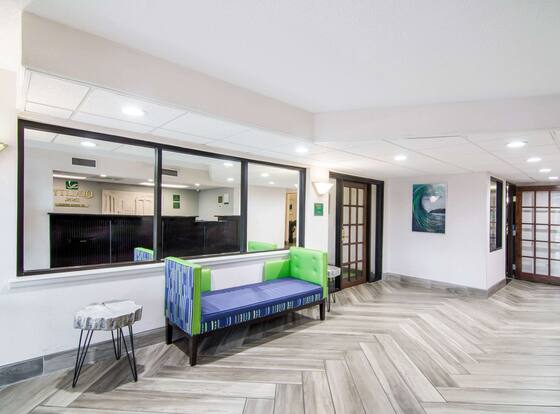 Quality Inn near University of Mobile is a family friendly hotel in Saraland, Alabama (AL)