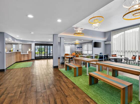Spark by Hilton Spring Lake Fayetteville is a family friendly hotel in Spring Lake, North Carolina (NC)