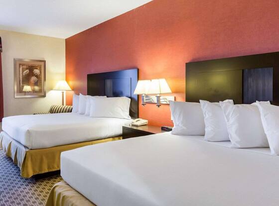 Quality Inn & Suites Oakwood Village - Cleveland South is a family friendly hotel in Bedford, Ohio (OH)