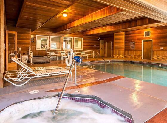 Comfort Suites Clackamas is a family friendly hotel in Happy Valley, Oregon (OR)