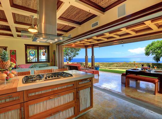 Aloha Spirit Maui 2 Bedroom Home by RedAwning is a family friendly hotel in Lahaina, Hawaii (HI)