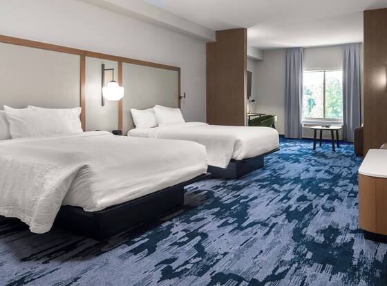 Fairfield Inn & Suites by Marriott Rocky Mount is a family friendly hotel in Rocky Mount, North Carolina (NC)