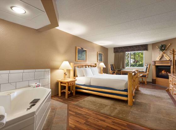 Baymont by Wyndham Owatonna is a family friendly hotel in Owatonna, Minnesota (MN)